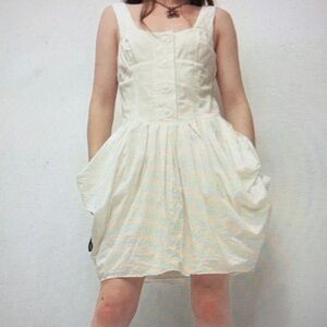 White Sleeveless Dress